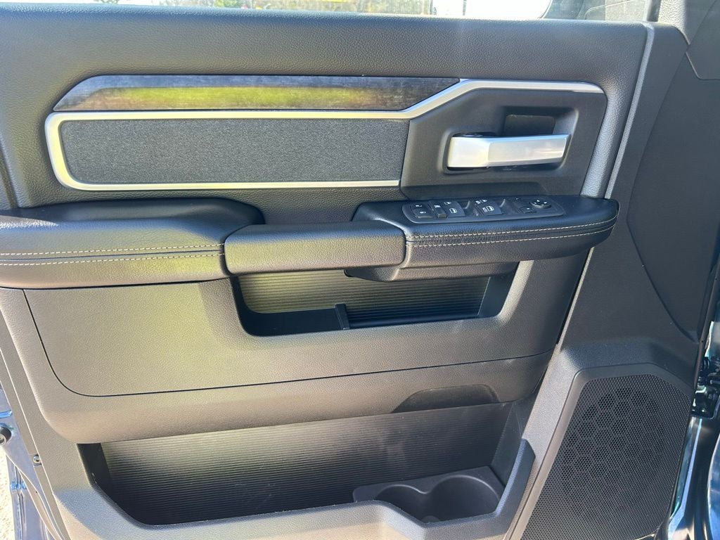 2022 RAM 2500 Big Horn Crew Cab 4x4 6'4' Box
