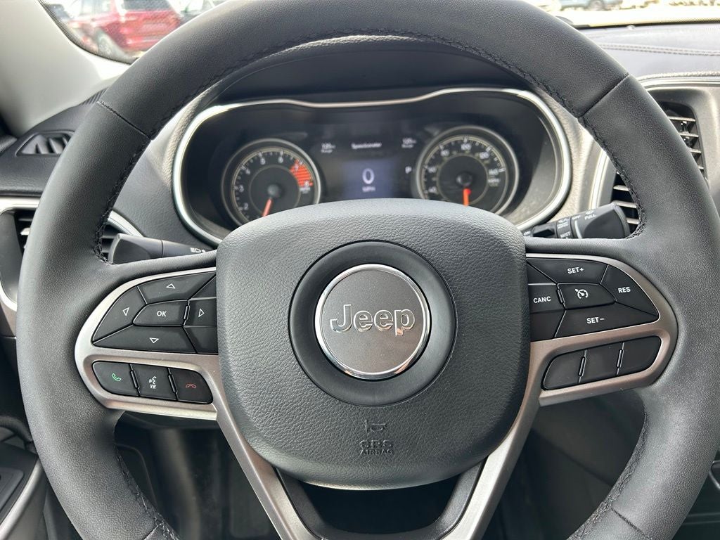 2022 Jeep Cherokee Latitude Lux