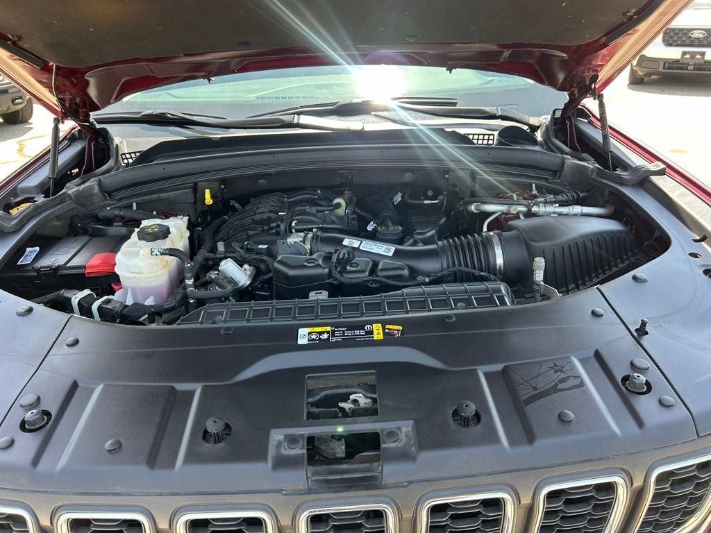 2023 Jeep Grand Cherokee Laredo
