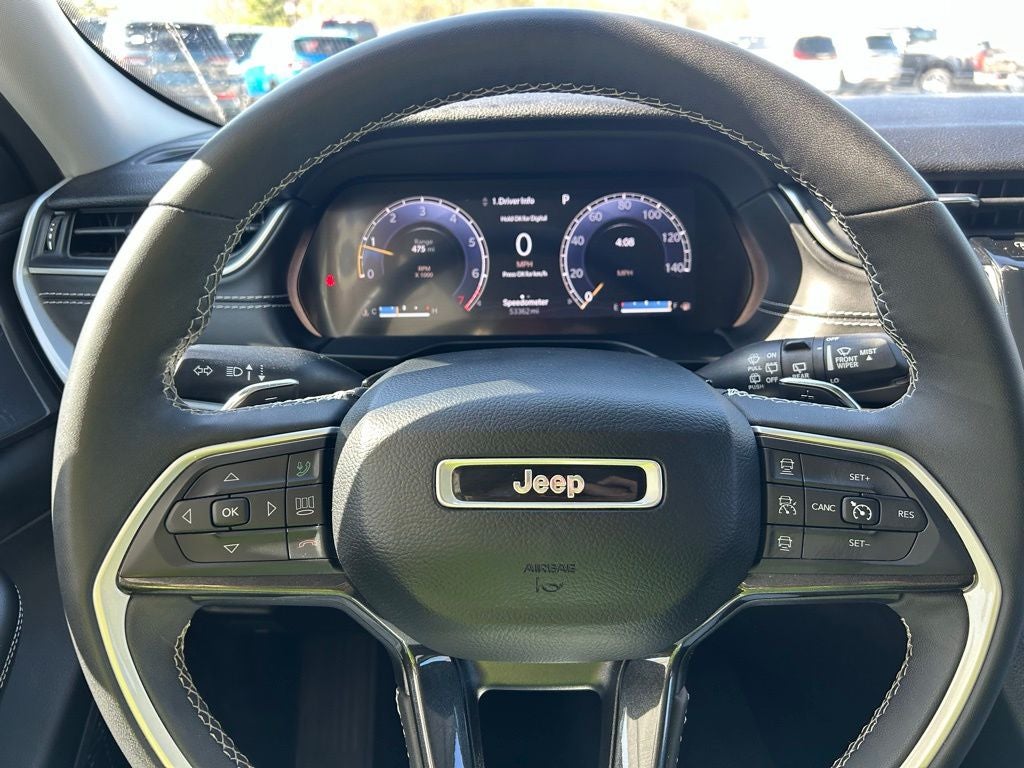 2023 Jeep Grand Cherokee L Laredo