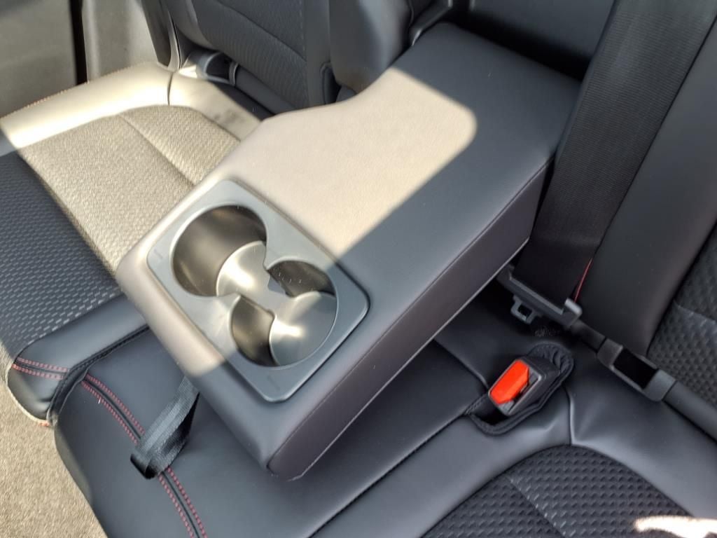 2025 Ford Escape Hybrid ST-Line