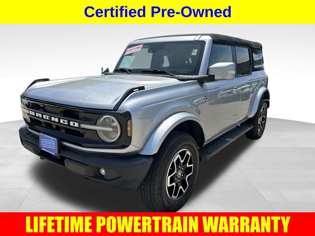 2023 Ford Bronco Outer Banks 4x4's photo