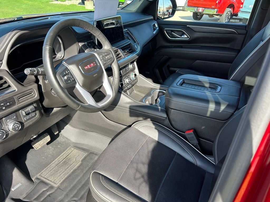 2024 GMC Yukon SLT