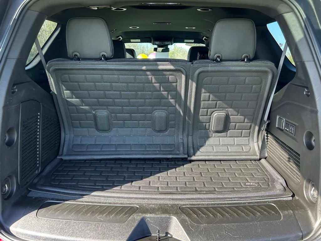 2024 GMC Yukon SLT