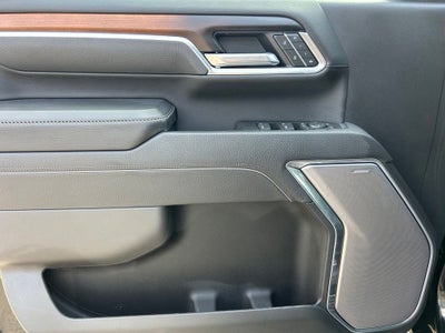 2025 GMC Sierra 2500HD Denali