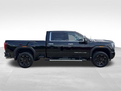 2025 GMC Sierra 2500HD Denali