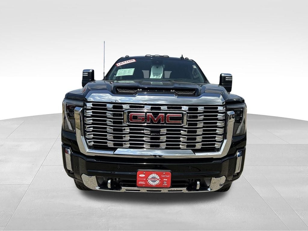 2025 GMC Sierra 2500HD Denali