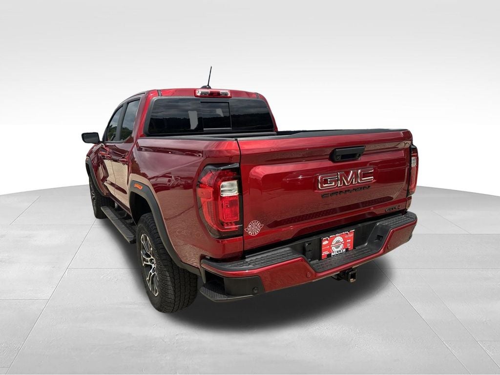 2024 GMC Canyon AT4