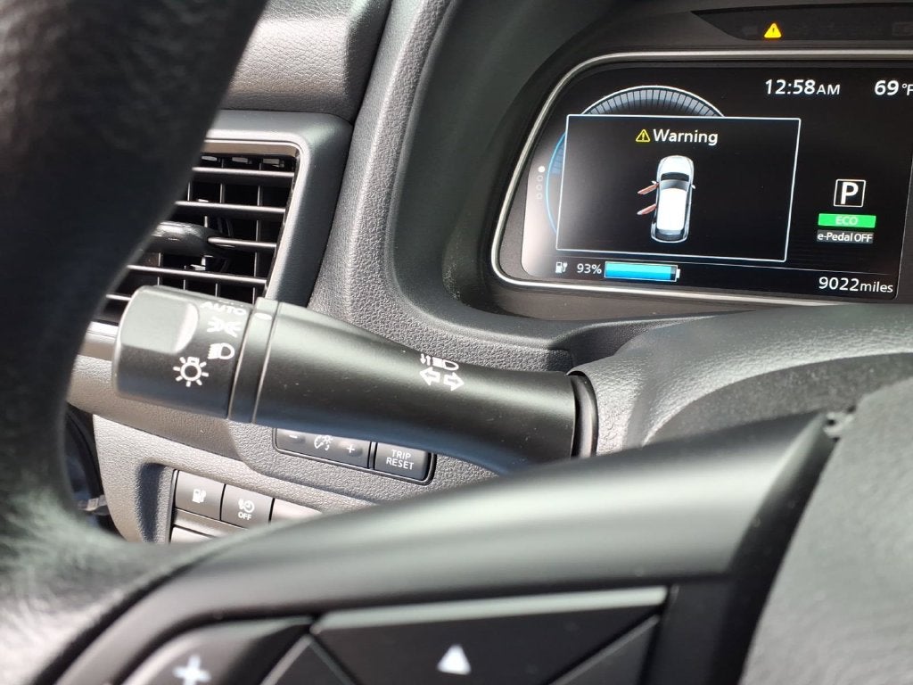 2025 Nissan Leaf S