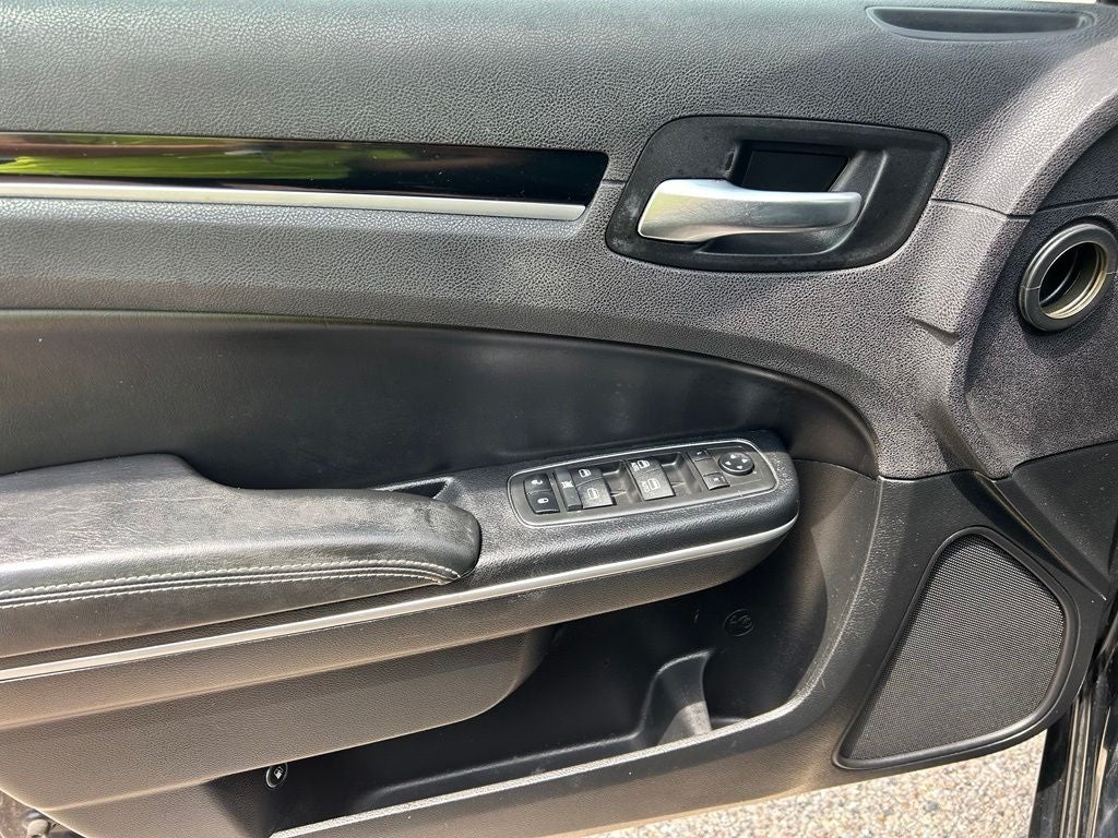 2019 Chrysler 300 S