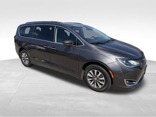 2020 Chrysler Pacifica Touring L Plus