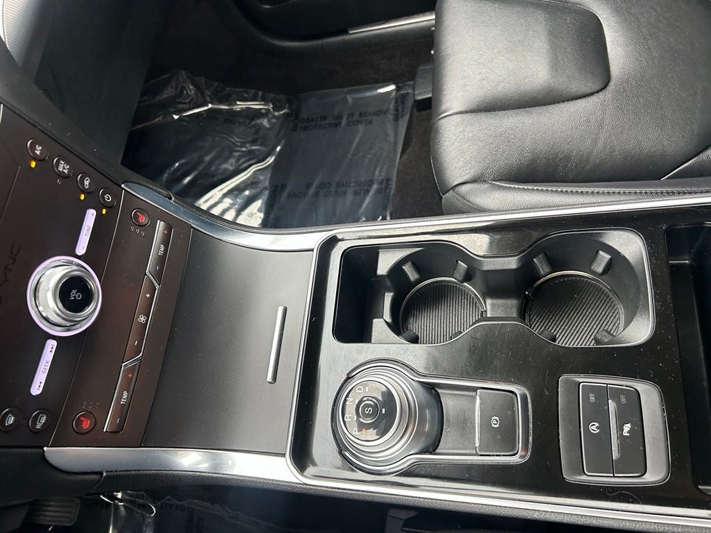 2020 Ford Edge Titanium