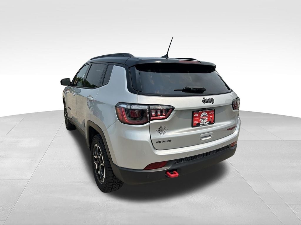 2025 Jeep Compass Trailhawk