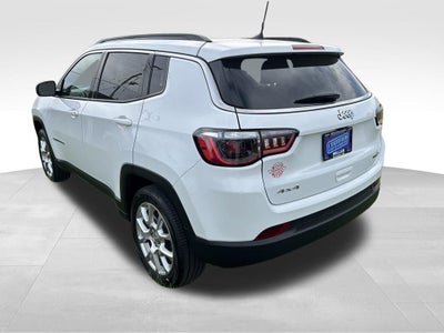 2023 Jeep Compass Latitude Lux