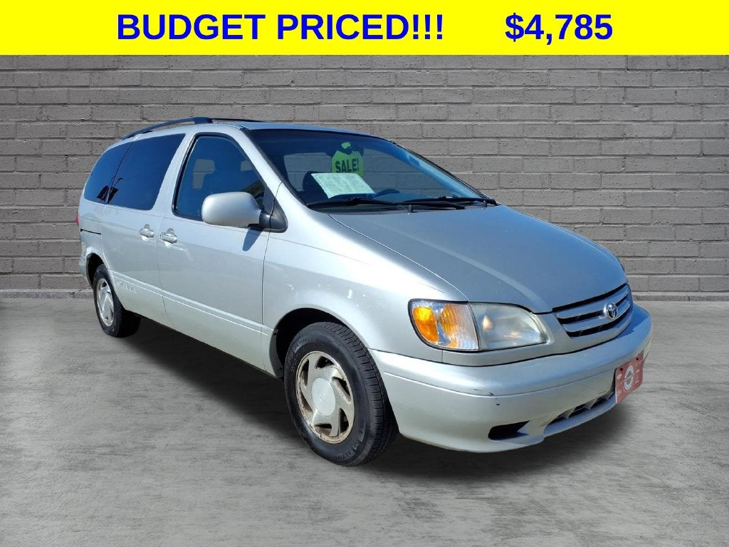 2003 Toyota Sienna LE