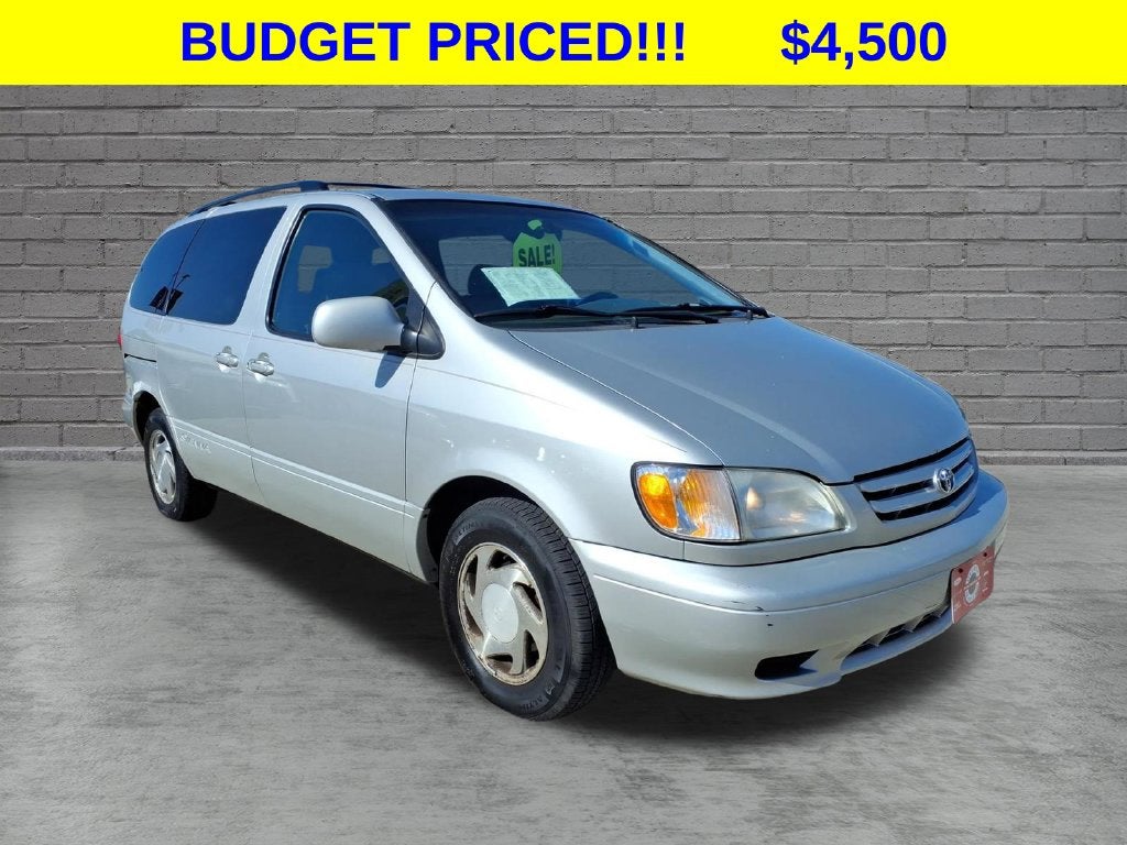 2003 Toyota Sienna LE