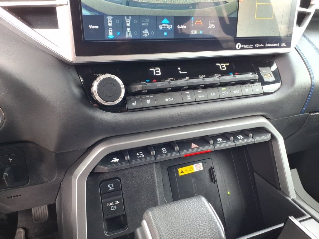 2023 Toyota Tundra Hybrid Platinum