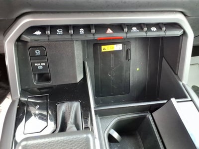 2023 Toyota Tundra Hybrid Platinum