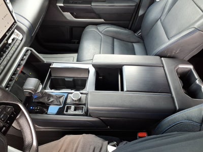 2023 Toyota Tundra Hybrid Platinum