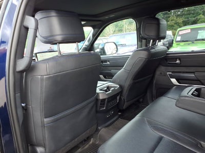 2023 Toyota Tundra Hybrid Platinum